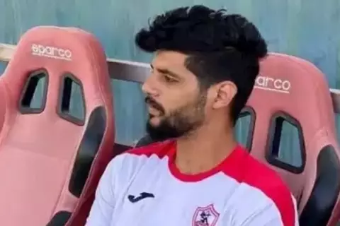 بعد صراع مع المرض.. وفاة إبراهيم شيكا لاعب الزمالك السابق